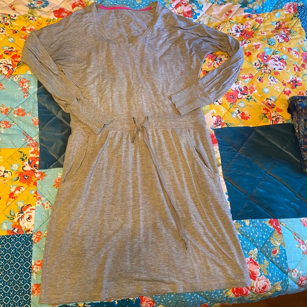 Athlete sweatshirt dress